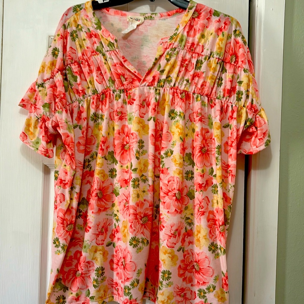 Pink floral gently used